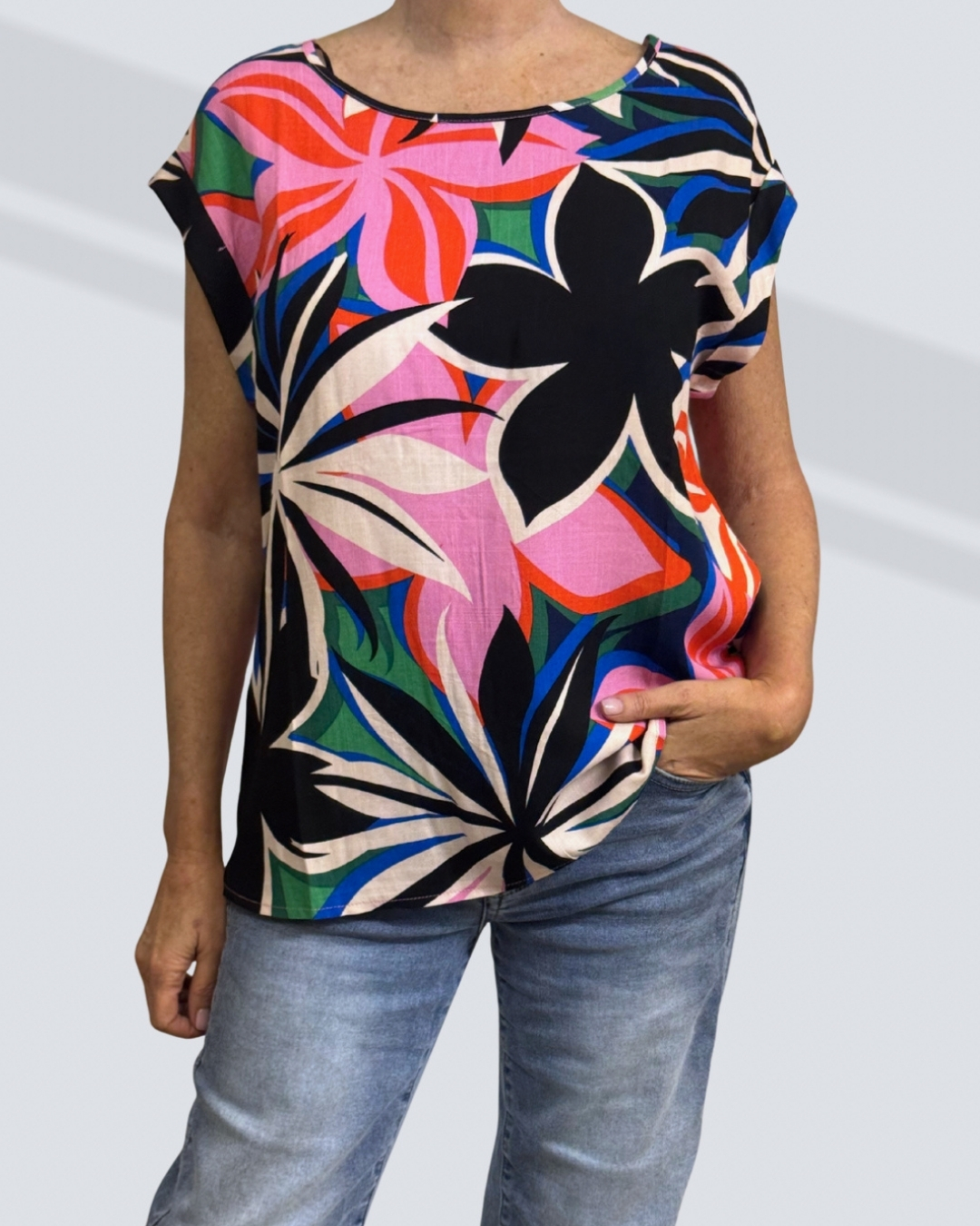 bond blouse PRETTY GIRL CAP SLEEVE BOAT NECK FLORAL TEE-PINK - Image 1